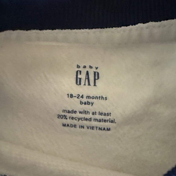 GAP Kids Blue and Pink Sleeve Sweatshirt - Picture 2 of 3